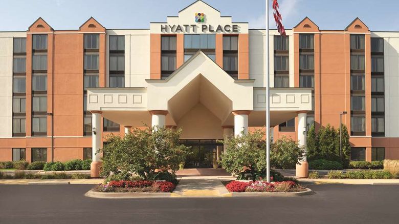 Hyatt Place Hoffman Estates Exterior. Images powered by <a href="https://iceportal.shijigroup.com" target="_blank" rel="noopener">Ice Portal</a>.
