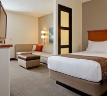 Hyatt Place Lombard Room