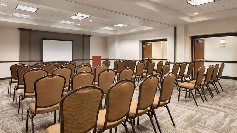 <b>Hyatt Place Chicago/Schaumburg Meeting</b>. Images powered by <a href="https://iceportal.shijigroup.com/" title="IcePortal" target="_blank">IcePortal</a>.