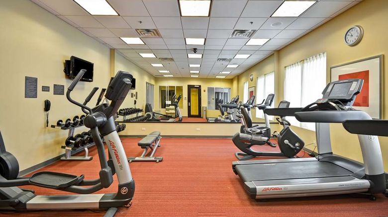 <b>Hyatt Place Naperville/Warrenville Health</b>. Images powered by <a href="https://iceportal.shijigroup.com/" title="IcePortal" target="_blank">IcePortal</a>.