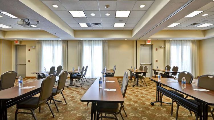 Hyatt Place Naperville/Warrenville Meeting