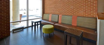Hyatt Place Naperville/Warrenville Lobby