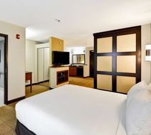Hyatt Place Naperville/Warrenville Room