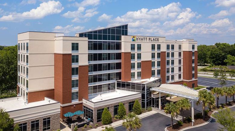 Hyatt Place Charleston Airport/Conv Ctr Exterior. Images powered by <a href="https://iceportal.shijigroup.com" target="_blank" rel="noopener">Ice Portal</a>.