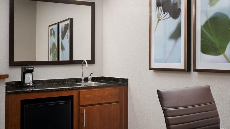 <b>Hyatt Place Columbus/Dublin Room</b>. Images powered by <a href="https://iceportal.shijigroup.com/" title="IcePortal" target="_blank">IcePortal</a>.