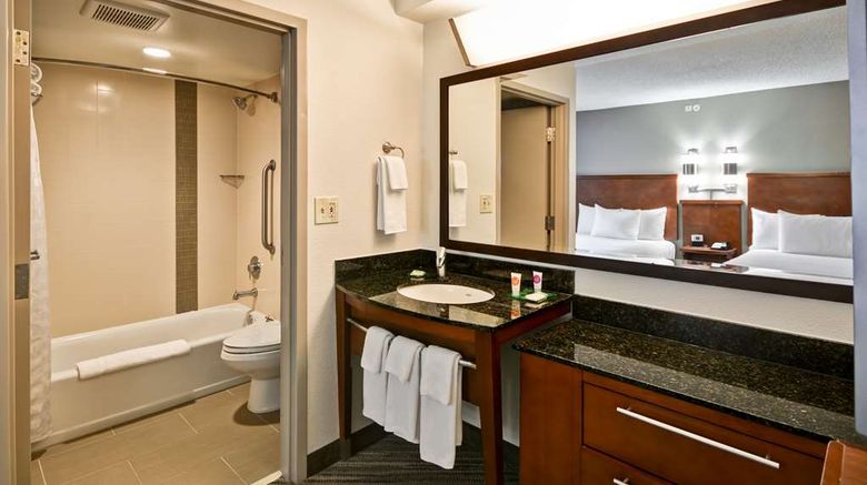 <b>Hyatt Place Columbus/OSU Room</b>. Images powered by <a href="https://iceportal.shijigroup.com/" title="IcePortal" target="_blank">IcePortal</a>.