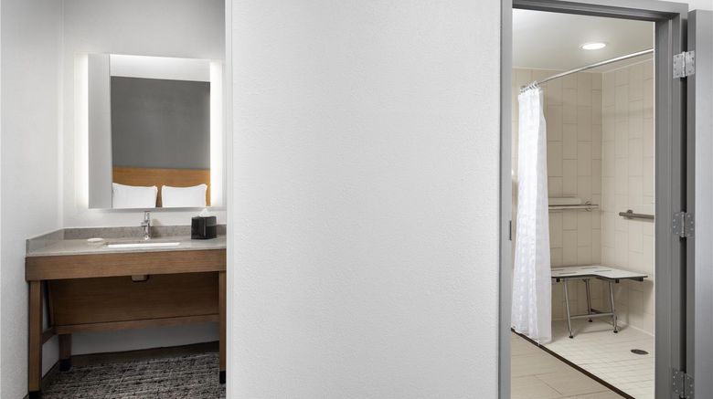 <b>Hyatt Place Colorado Springs Room</b>. Images powered by <a href="https://iceportal.shijigroup.com/" title="IcePortal" target="_blank">IcePortal</a>.