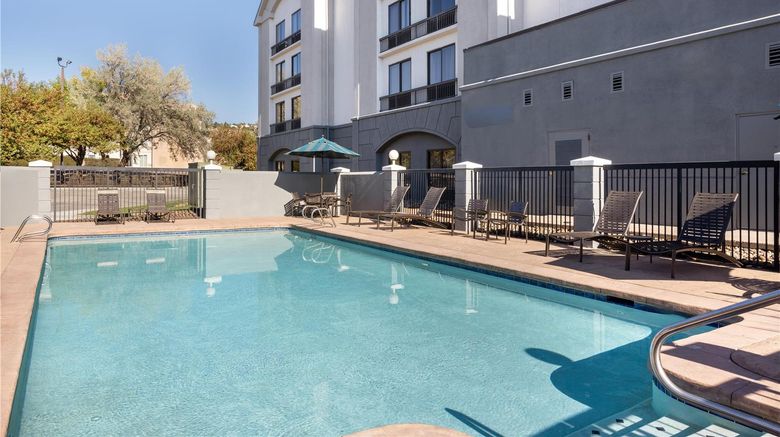 <b>Hyatt Place Colorado Springs Pool</b>. Images powered by <a href="https://iceportal.shijigroup.com/" title="IcePortal" target="_blank">IcePortal</a>.