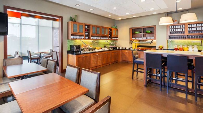 <b>Hyatt Place San Diego Carlsbad Vista Restaurant</b>. Images powered by <a href="https://iceportal.shijigroup.com/" title="IcePortal" target="_blank">IcePortal</a>.