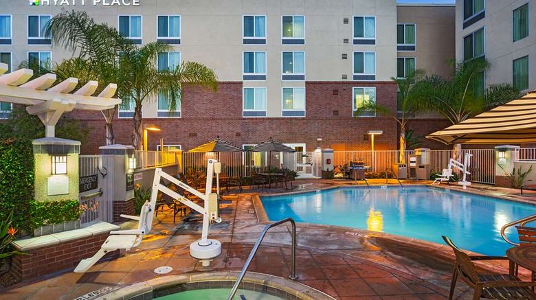 <b>Hyatt Place San Diego Carlsbad Vista Pool</b>. Images powered by <a href="https://iceportal.shijigroup.com/" title="IcePortal" target="_blank">IcePortal</a>.