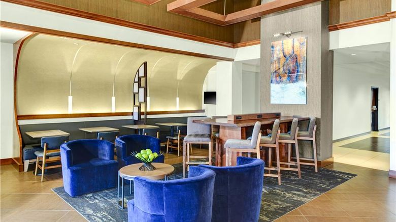 <b>Hyatt Place Detroit Auburn Hills Lobby</b>. Images powered by <a href="https://iceportal.shijigroup.com/" title="IcePortal" target="_blank">IcePortal</a>.