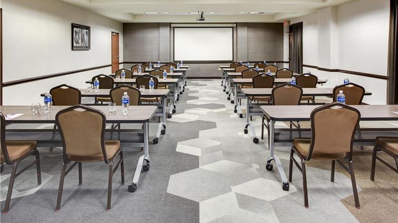 <b>Hyatt Place Detroit/Livonia Meeting</b>. Images powered by <a href="https://iceportal.shijigroup.com/" title="IcePortal" target="_blank">IcePortal</a>.