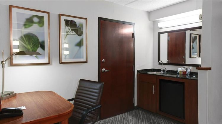 Hyatt Place Detroit/Livonia Room