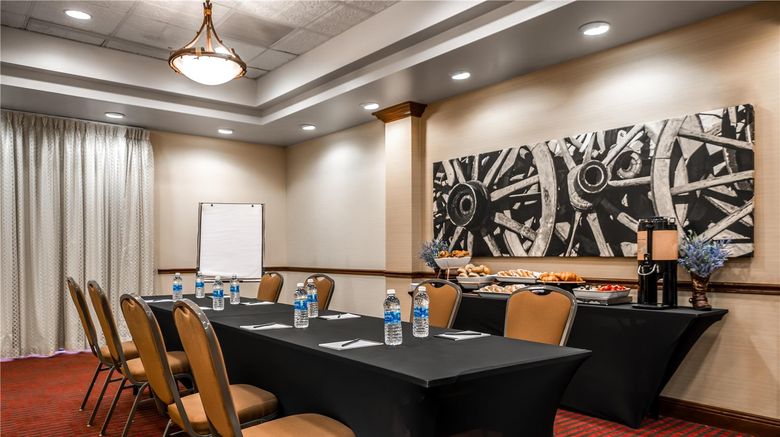 <b>Hyatt Place Ft Worth Historic Stockyards Meeting</b>. Images powered by <a href="https://iceportal.shijigroup.com/" title="IcePortal" target="_blank">IcePortal</a>.