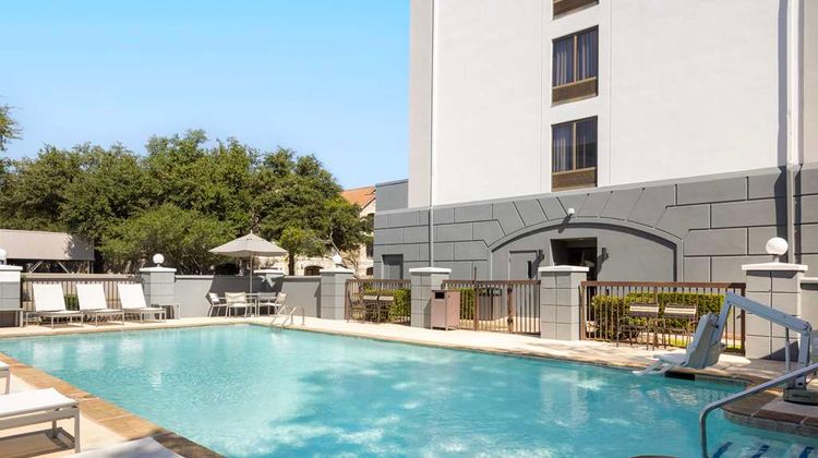Hyatt Place Dallas North Galleria Pool
