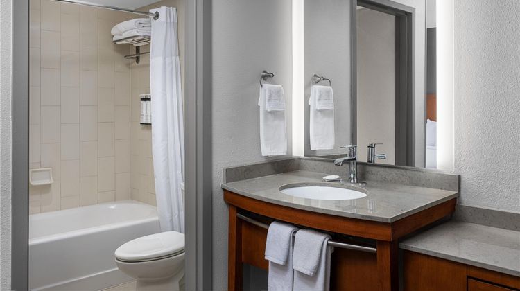 Hyatt Place El Paso Airport Room