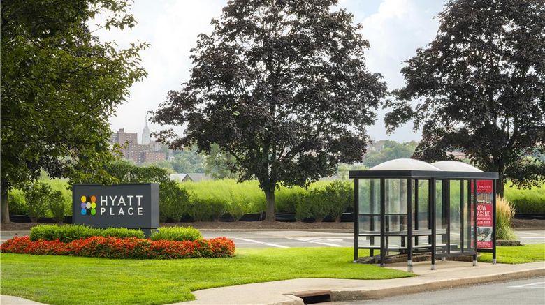 <b>Hyatt Place Secaucus Exterior</b>. Images powered by <a href="https://iceportal.shijigroup.com/" title="IcePortal" target="_blank">IcePortal</a>.