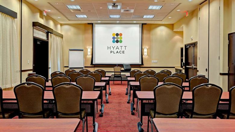<b>Hyatt Place Fredericksburg Meeting</b>. Images powered by <a href="https://iceportal.shijigroup.com/" title="IcePortal" target="_blank">IcePortal</a>.
