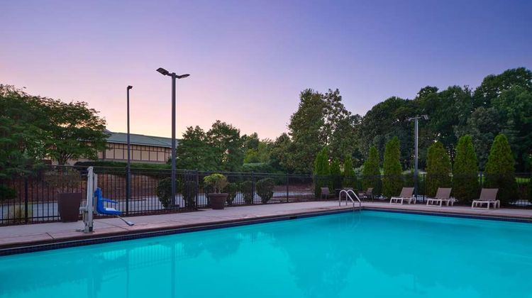 Hyatt Place Greensboro Pool