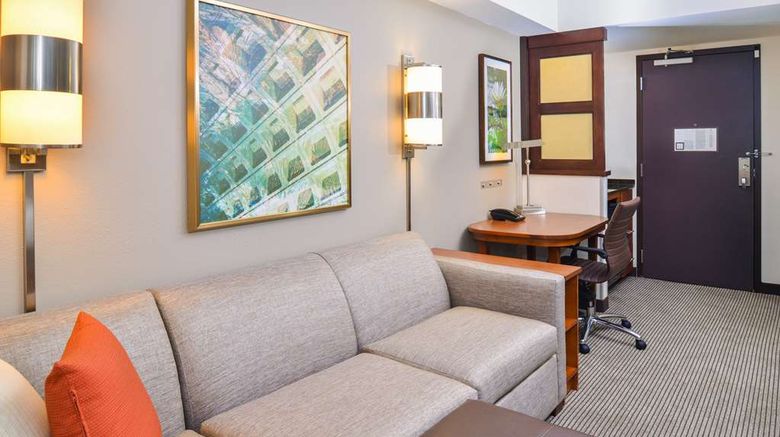 <b>Hyatt Place Herndon/Dulles Airport-East Room</b>. Images powered by <a href="https://iceportal.shijigroup.com/" title="IcePortal" target="_blank">IcePortal</a>.