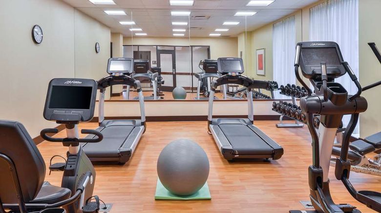 <b>Hyatt Place Herndon/Dulles Airport-East Health</b>. Images powered by <a href="https://iceportal.shijigroup.com/" title="IcePortal" target="_blank">IcePortal</a>.