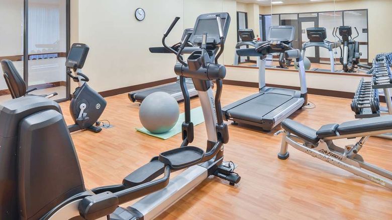 <b>Hyatt Place Herndon/Dulles Airport-East Health</b>. Images powered by <a href="https://iceportal.shijigroup.com/" title="IcePortal" target="_blank">IcePortal</a>.