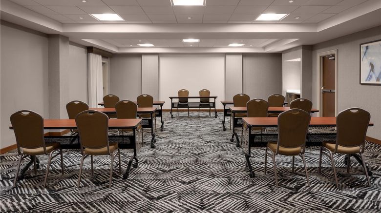 <b>Hyatt Place Dulles Airport North Meeting</b>. Images powered by <a href="https://iceportal.shijigroup.com/" title="IcePortal" target="_blank">IcePortal</a>.