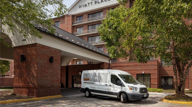 <b>Hyatt Place Dulles Airport North Exterior</b>. Images powered by <a href="https://iceportal.shijigroup.com/" title="IcePortal" target="_blank">IcePortal</a>.
