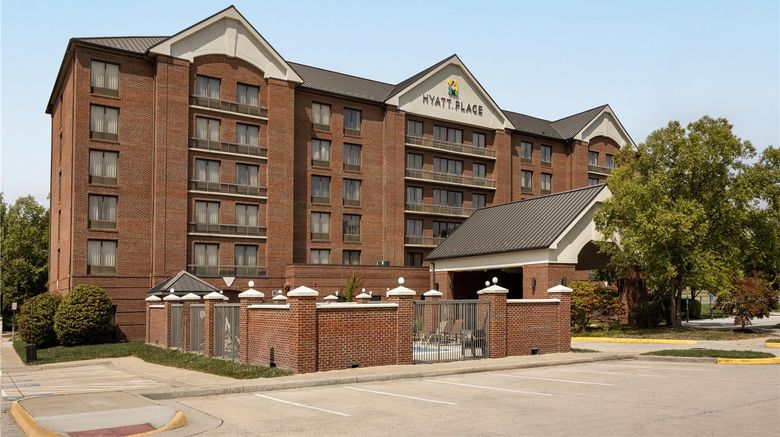 Hyatt Place Dulles Airport North Exterior. Images powered by <a href="https://iceportal.shijigroup.com" target="_blank" rel="noopener">Ice Portal</a>.