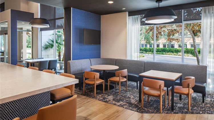 Hyatt Place Lake Mary/Orlando North Restaurant