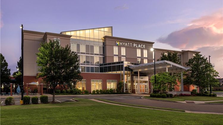 Hyatt Place Germantown Exterior