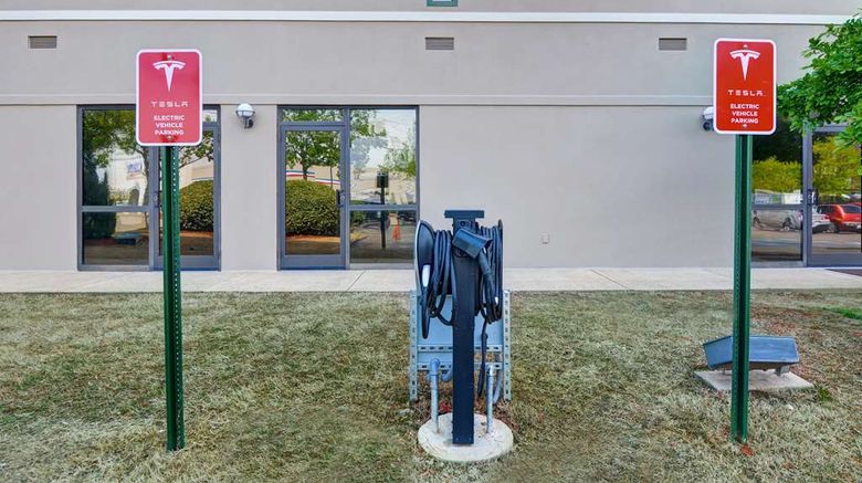 <b>Hyatt Place Memphis/Wolfchase Galleria Exterior</b>. Images powered by <a href="https://iceportal.shijigroup.com/" title="IcePortal" target="_blank">IcePortal</a>.