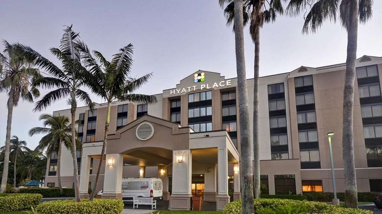 <b>Hyatt Place Miami Airport-West/Doral Exterior</b>. Images powered by <a href="https://iceportal.shijigroup.com/" title="IcePortal" target="_blank">IcePortal</a>.