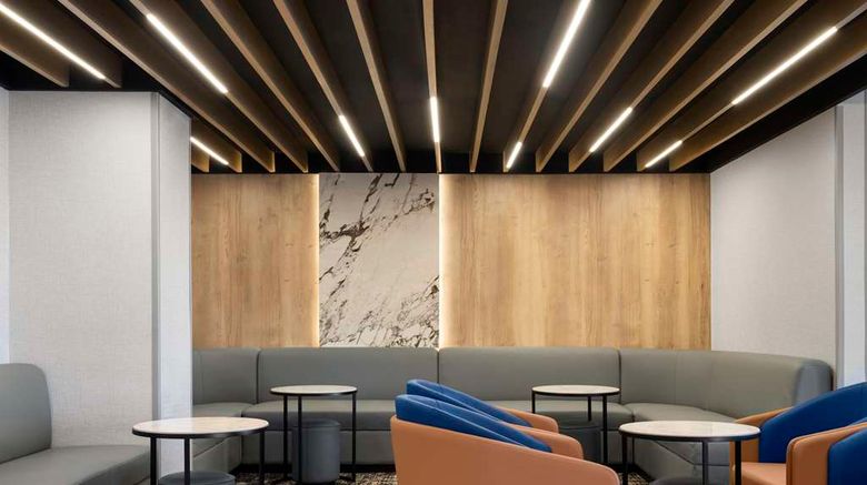 <b>Hyatt Place Overland Park/Metcalf Lobby</b>. Images powered by <a href="https://iceportal.shijigroup.com/" title="IcePortal" target="_blank">IcePortal</a>.