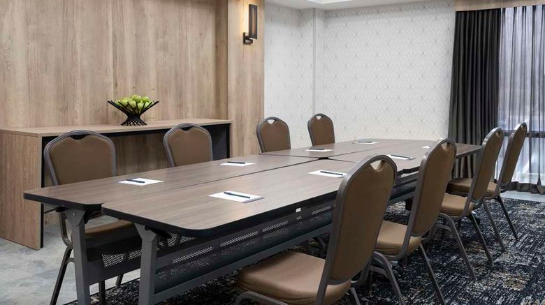 <b>Hyatt Place Overland Park/Metcalf Meeting</b>. Images powered by <a href="https://iceportal.shijigroup.com/" title="IcePortal" target="_blank">IcePortal</a>.