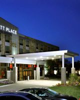 Hyatt Place Milwaukee Airport