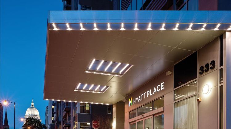 Hyatt Place Madison/Downtown Exterior
