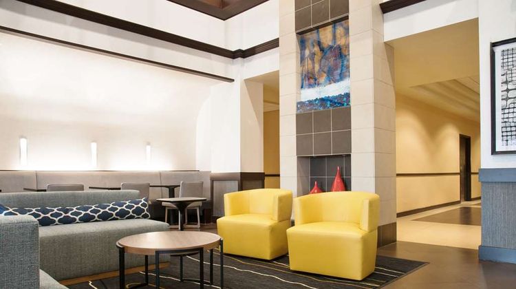 Hyatt Place Eden Prairie Lobby