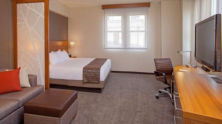 <b>Hyatt Place New Orleans/Conv Ctr Room</b>. Images powered by <a href="https://iceportal.shijigroup.com/" title="IcePortal" target="_blank">IcePortal</a>.
