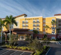 Hyatt Place Fort Myers Estero Exterior
