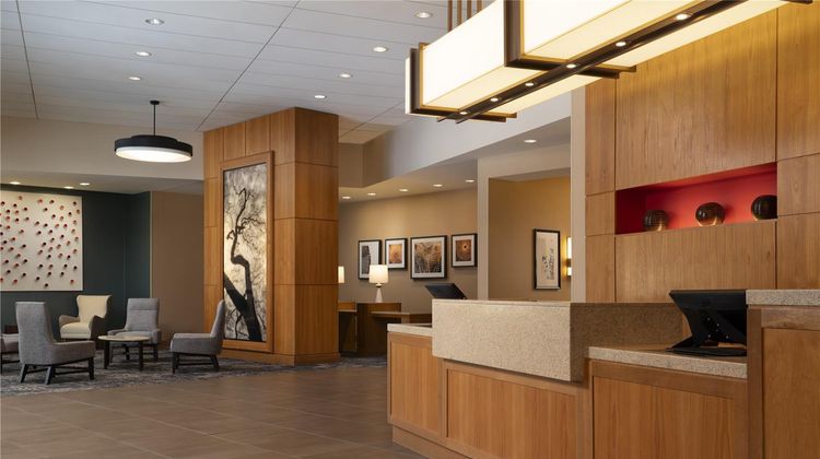 Hyatt Place Omaha Downtown Old Market Lobby