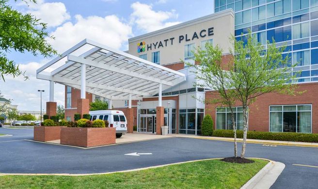 Hyatt Place Chesapeake/Greenbrier Exterior