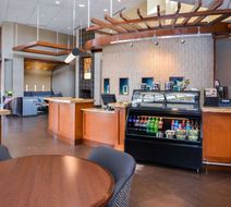 Hyatt Place Chesapeake/Greenbrier Lobby