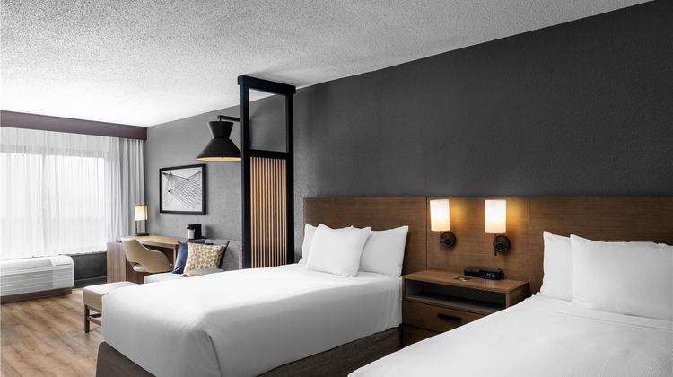 Hyatt Place Orlando Airport Room