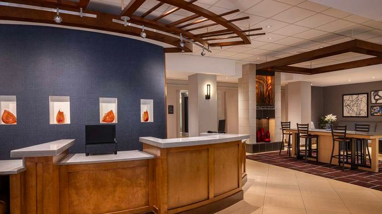 <b>Hyatt Place Mt Laurel Lobby</b>. Images powered by <a href="https://iceportal.shijigroup.com/" title="IcePortal" target="_blank">IcePortal</a>.