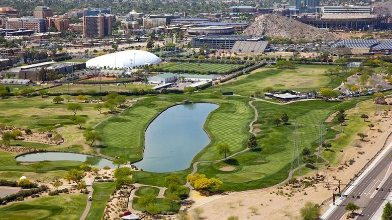 <b>Hyatt Place Tempe/Phoenix Airport Golf</b>. Images powered by <a href="https://iceportal.shijigroup.com/" title="IcePortal" target="_blank">IcePortal</a>.