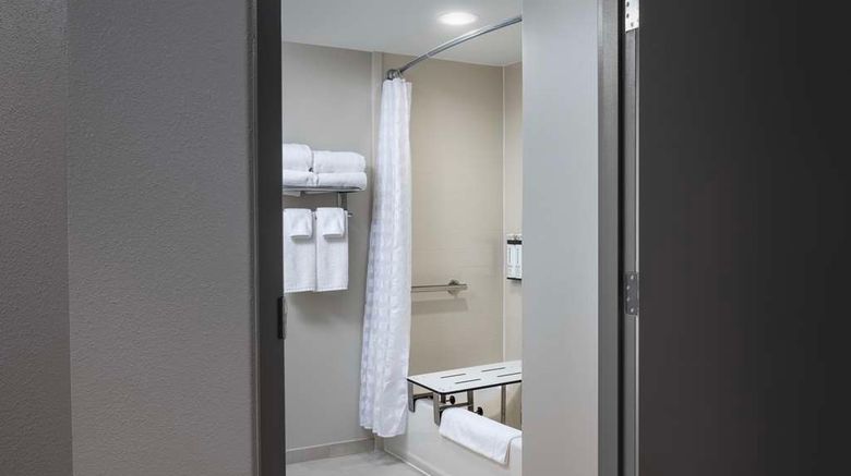 <b>Hyatt Place Tempe/Phoenix Airport Room</b>. Images powered by <a href="https://iceportal.shijigroup.com/" title="IcePortal" target="_blank">IcePortal</a>.