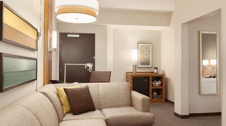 <b>Hyatt Place Phoenix/Chandler-Fashion Ctr Room</b>. Images powered by <a href="https://iceportal.shijigroup.com/" title="IcePortal" target="_blank">IcePortal</a>.