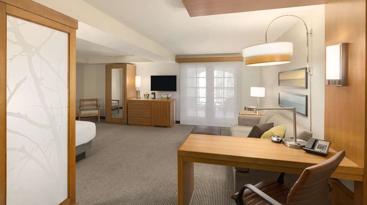 Hyatt Place Phoenix/Chandler-Fashion Ctr Suite