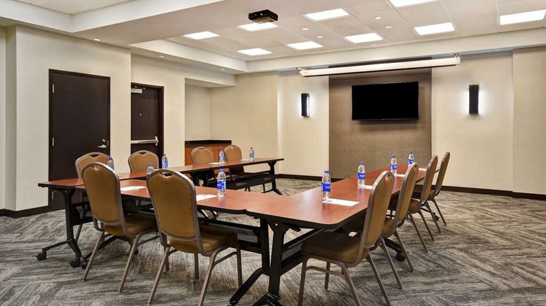 <b>Hyatt Place Phoenix/Gilbert Meeting</b>. Images powered by <a href="https://iceportal.shijigroup.com/" title="IcePortal" target="_blank">IcePortal</a>.